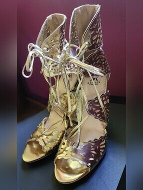 Madison By Shoedazzle Gold Women's Lazer Cut Design 3" Heels Lace-up Sz 7.5